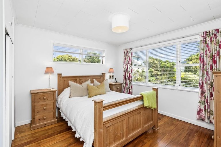 Photo of property in 9 Allen Road, Raumati Beach, Paraparaumu, 5032