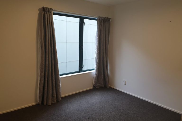 Photo of property in Courtenay Apartments, 412/120 Courtenay Place, Te Aro, Wellington, 6011