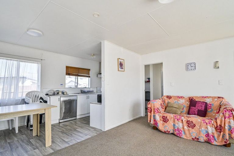 Photo of property in 8a Arklow Place, Flaxmere, Hastings, 4120