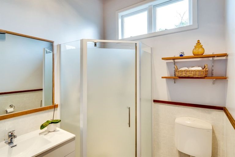 Photo of property in 10 Petane Road, Bay View, Napier, 4104