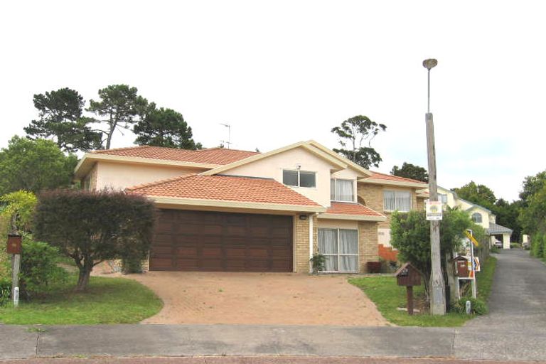 Photo of property in 26 Rosemary Avenue, Forrest Hill, Auckland, 0620