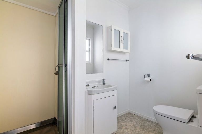 Photo of property in 2/145 Parkers Road, Tahunanui, Nelson, 7011