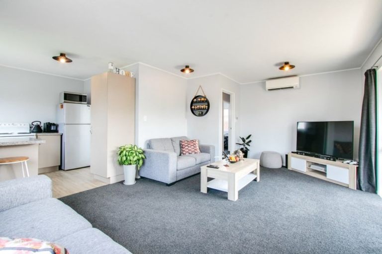 Photo of property in 212b Grays Road, Saint Leonards, Hastings, 4120