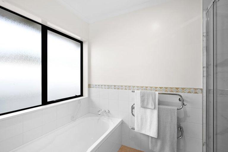 Photo of property in 23 Callum Brae Drive, Rototuna, Hamilton, 3210