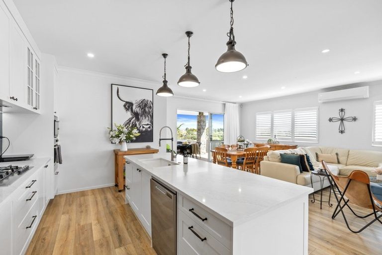 Photo of property in 49 Eighth View Avenue, Beachlands, Auckland, 2018