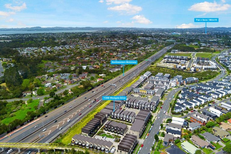 Photo of property in 7/30b Westgate Drive, Massey, Auckland, 0614