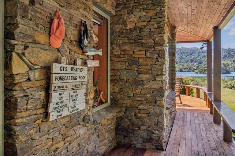 Photo of property in 483 Spencer Road, Lake Tarawera, Rotorua, 3076