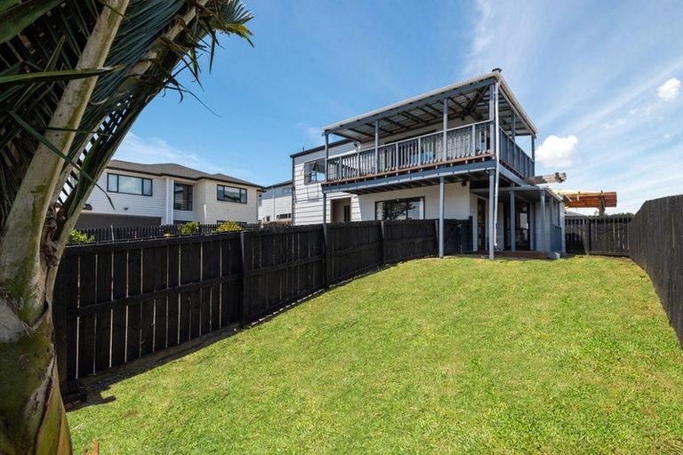 Photo of property in 27a Florence Daly Place, Mount Roskill, Auckland, 1041