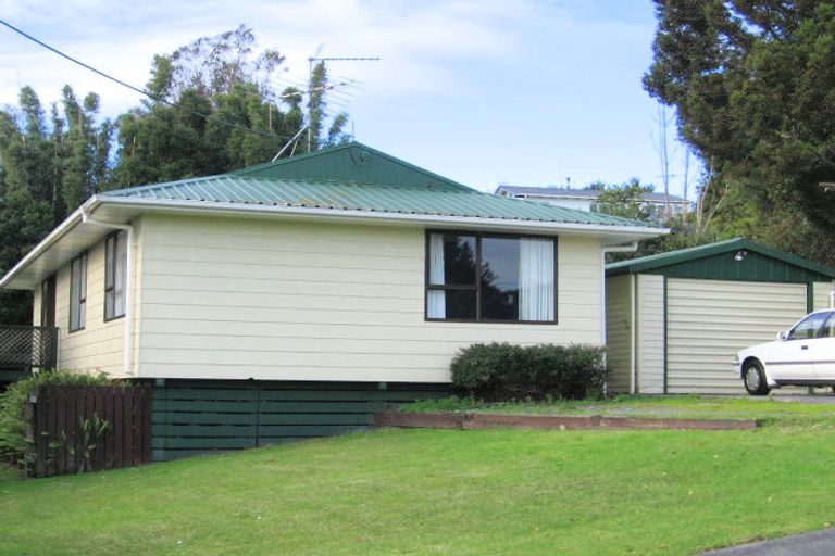 Photo of property in 10 Cornel Circle, Snells Beach, 0920