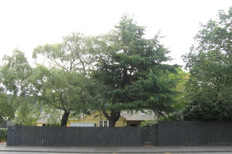 Photo of property in 371 Fergusson Drive, Heretaunga, Upper Hutt, 5018