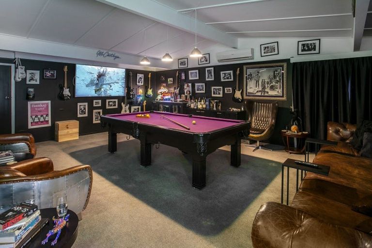 Photo of property in 62 Sharon Road, Waiake, Auckland, 0630