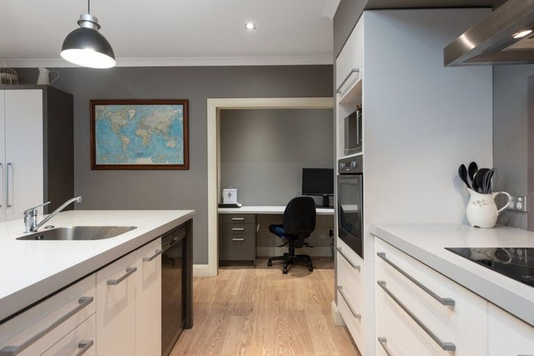 Photo of property in 86 Solomon Street, Brookfield, Tauranga, 3110