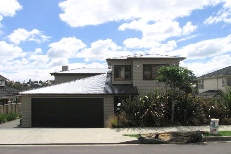 Photo of property in 25 Frenz Drive, Titirangi, Auckland, 0604