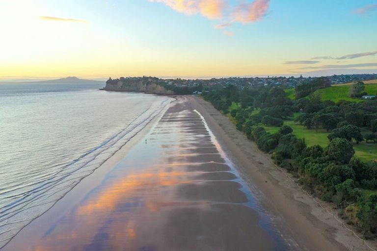 Photo of property in 7 Headsail Drive, Long Bay, Auckland, 0630