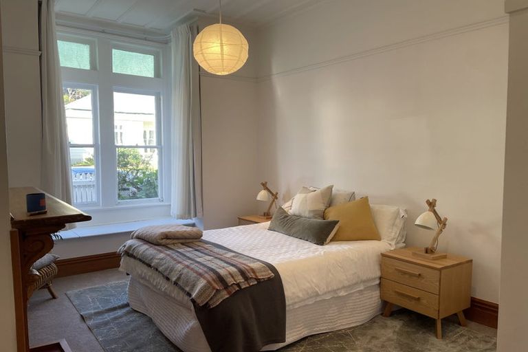 Photo of property in 18 Porritt Avenue, Mount Victoria, Wellington, 6011