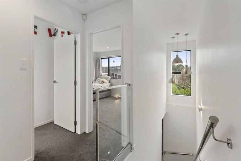 Photo of property in 14b Notre Dame Way, Albany, Auckland, 0632