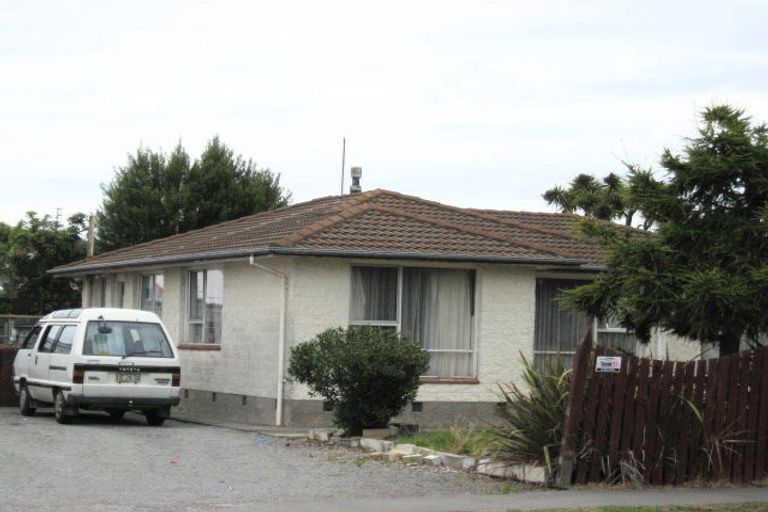 Photo of property in 2/4 Taranui Place, Bromley, Christchurch, 8062