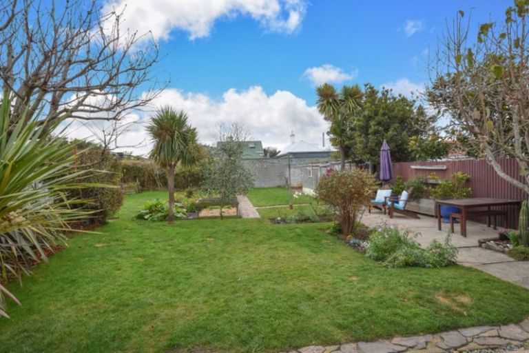 Photo of property in 25 Eskvale Street, Saint Kilda, Dunedin, 9012