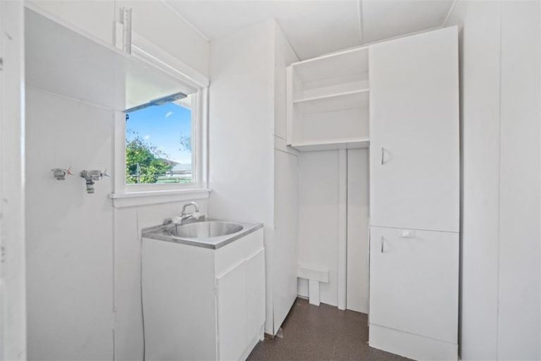 Photo of property in 20 Wimborne Crescent, Aranui, Christchurch, 8061