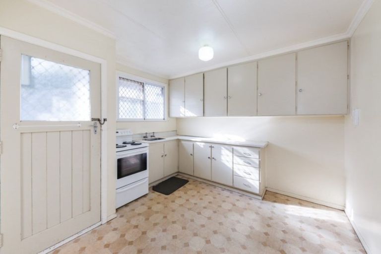 Photo of property in 4/93 Ruahine Street, Roslyn, Palmerston North, 4414