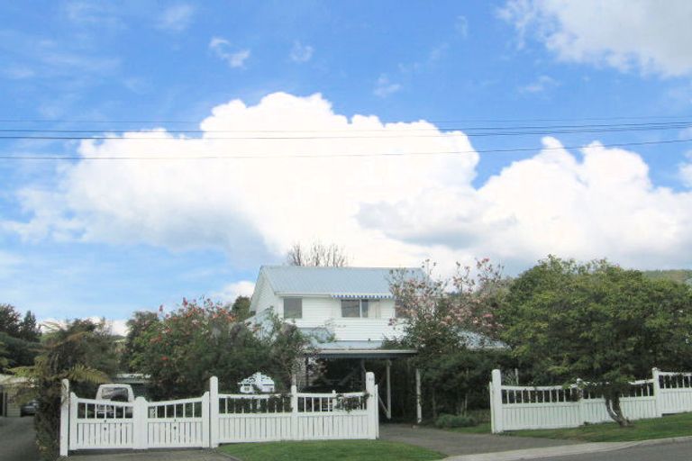 Photo of property in 33 Lynmore Avenue, Lynmore, Rotorua, 3010