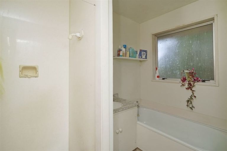 Photo of property in 1/17 Kuaka Crescent, Bromley, Christchurch, 8062