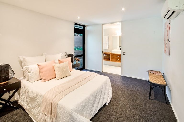 Photo of property in 24d Mandalay Terrace, Khandallah, Wellington, 6035