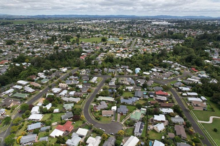 Photo of property in 32 Lansdowne Crescent, Glenview, Hamilton, 3206