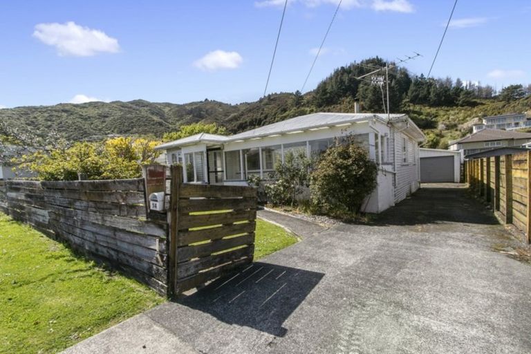 Photo of property in 14 Thirlmere Street, Wainuiomata, Lower Hutt, 5014