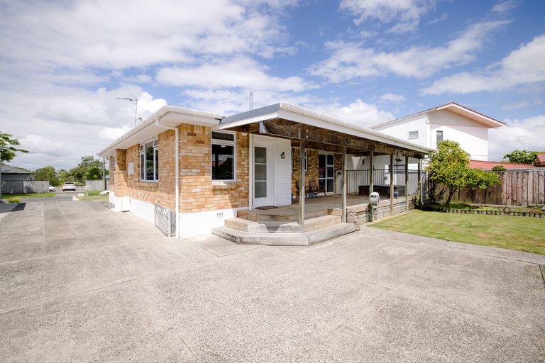 Photo of property in 109 Lewis Street, Glenview, Hamilton, 3206