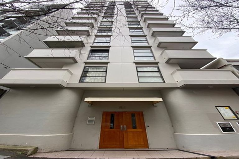 Photo of property in Oakwood Hall Apartments, 6b/81 Wakefield Street, Auckland Central, Auckland, 1010