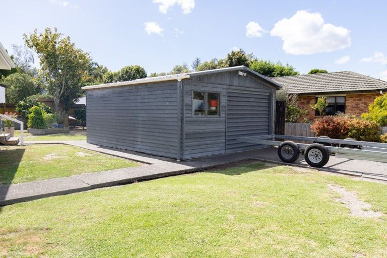 Photo of property in 11 Darlington Street, Ngatea, 3503