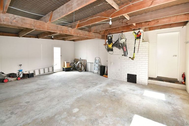 Photo of property in 18 Manly Park Avenue, Manly, Whangaparaoa, 0930