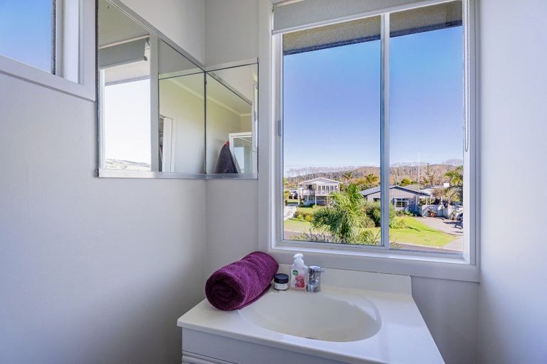 Photo of property in 247a Cook Drive, Whitianga, 3510