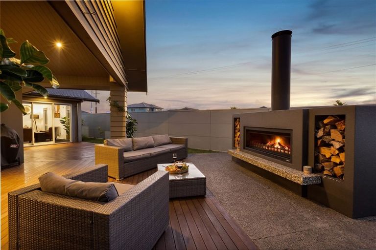 Photo of property in 1 Ta Paora Drive, Bell Block, New Plymouth, 4312