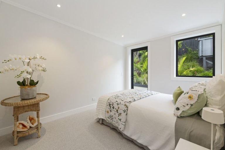 Photo of property in 14c Alfred Street, Northcote Point, Auckland, 0627
