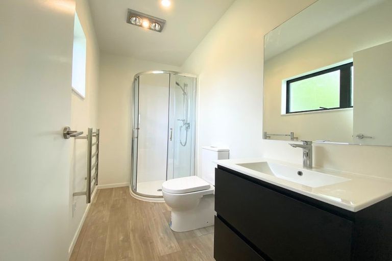 Photo of property in 10e Edgar Pearce Place, Howick, Auckland, 2014