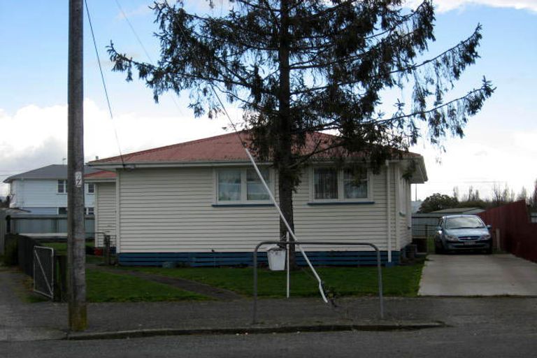 Photo of property in 21 Cameron Crescent, Masterton, 5810