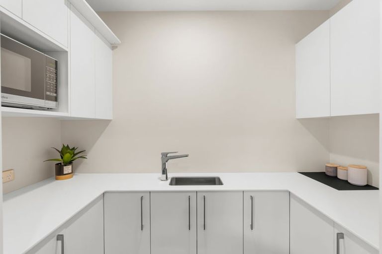 Photo of property in 40 Lansdowne Way, Rolleston, 7615