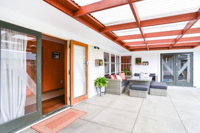 Photo of property in 309 Collinge Road, Mayfair, Hastings, 4122