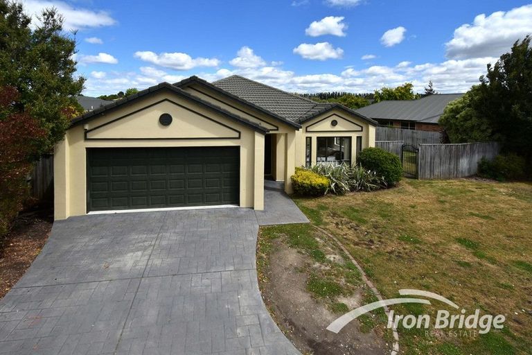 Photo of property in 65 Coolspring Way, Redwood, Christchurch, 8051