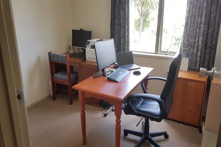 Photo of property in 3 Marendellas Drive, Bucklands Beach, Auckland, 2014