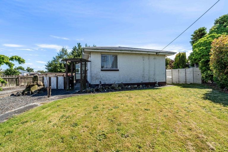 Photo of property in 11 Hamilton Street, East Gore, Gore, 9710