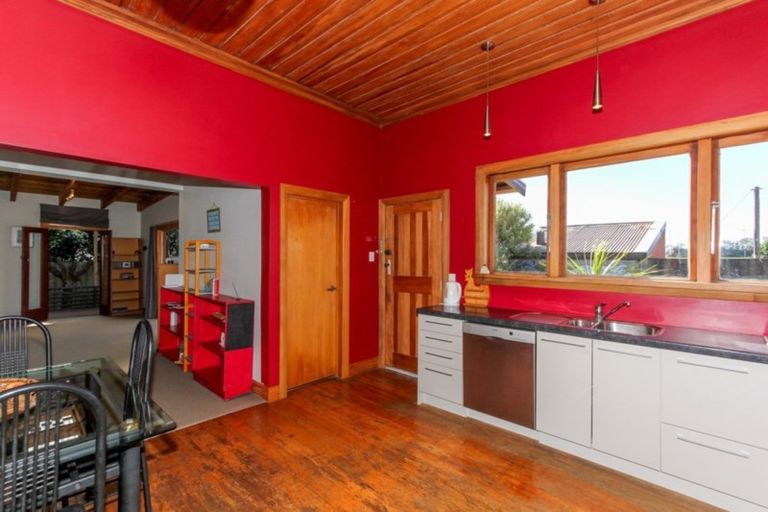 Photo of property in 65 Carthew Street, Okato, 4335