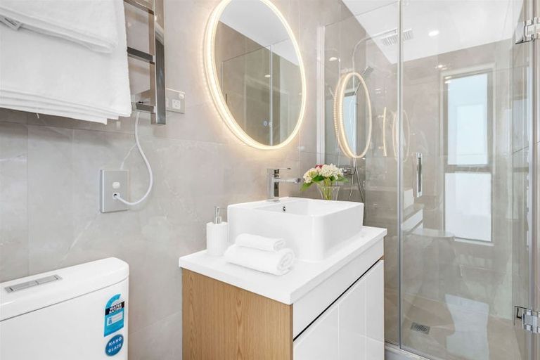 Photo of property in 24 John Gray Street, Papakura, 2110