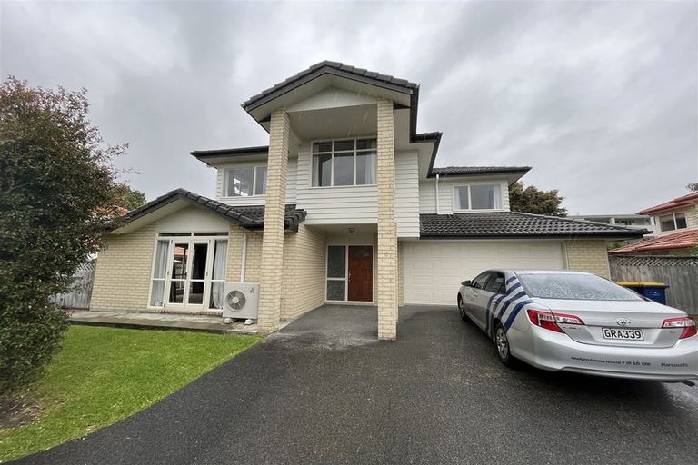 Photo of property in 27c Swanson Road, Henderson, Auckland, 0610