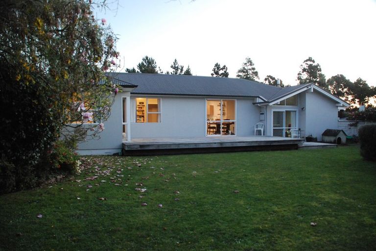 Photo of property in 196 Seaview Road, Westown, New Plymouth, 4310