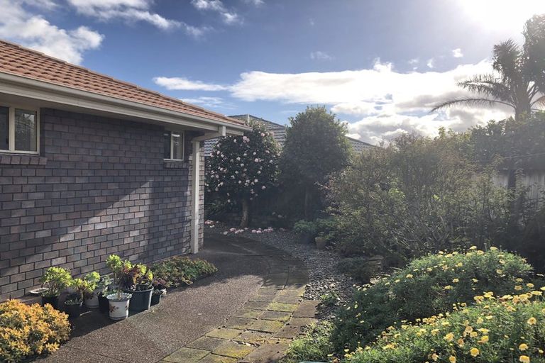 Photo of property in 36 Starlight Cove, Hobsonville, Auckland, 0618