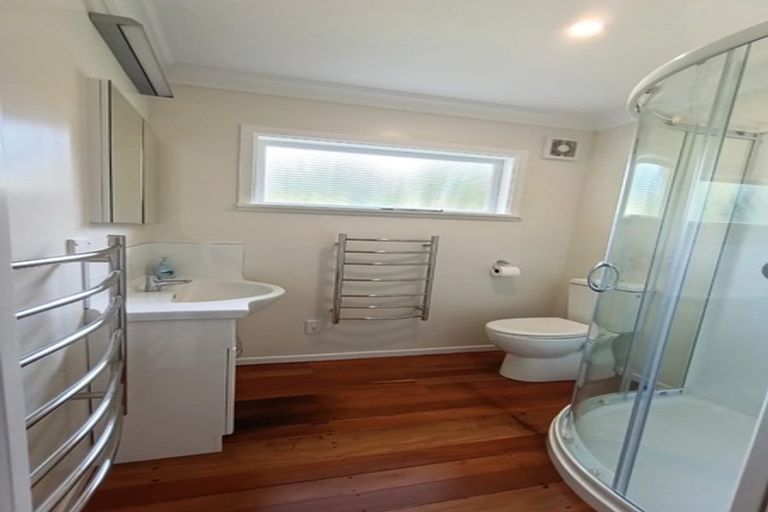 Photo of property in 139 Kamahi Street, Stokes Valley, Lower Hutt, 5019