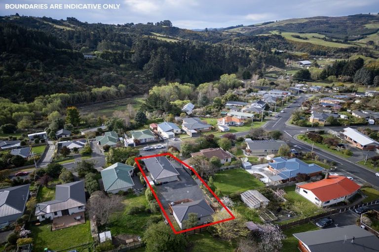 Photo of property in 98 Martin Road, Fairfield, Dunedin, 9018